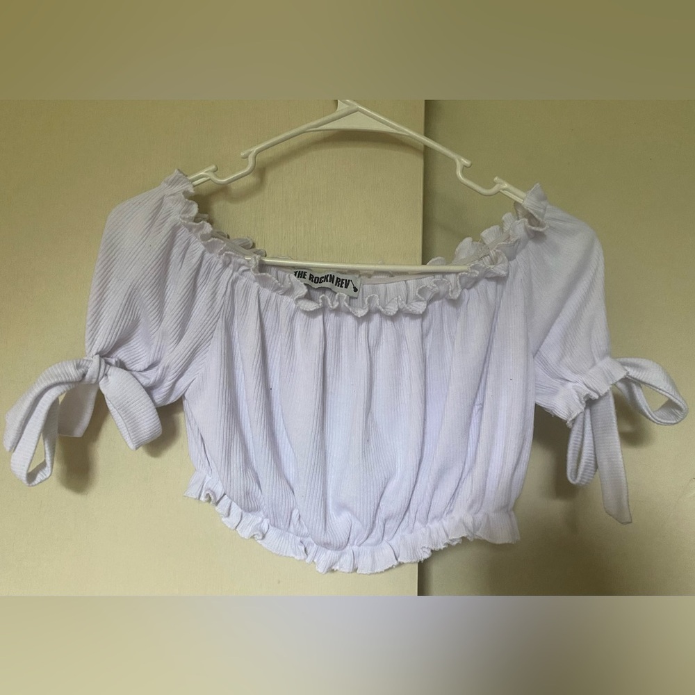 Women’s Cropped White Bubble Shirt